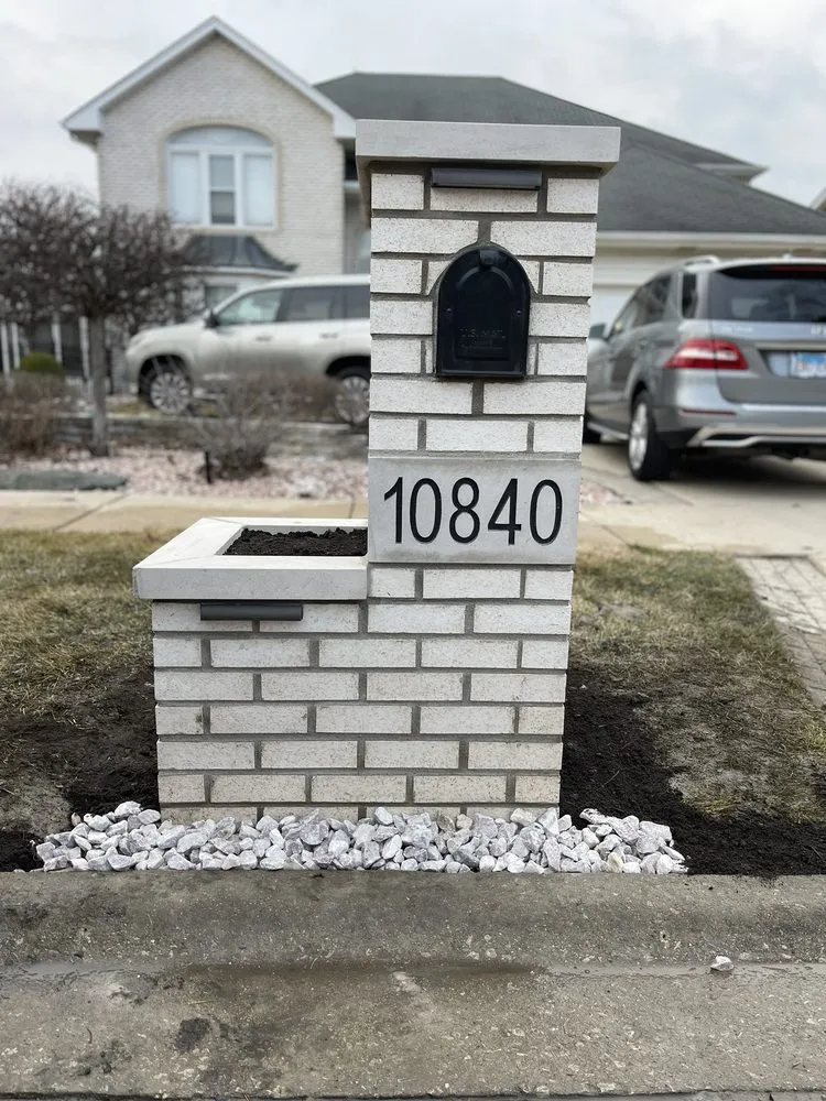 Affordable garden landscaping with custom design across Chicago, IL - Martinez B. Landscaping