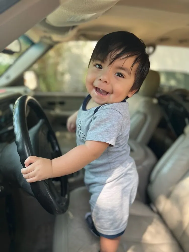 Affordable lawn care service for homes across Corsicana, TX - Martinez bros.