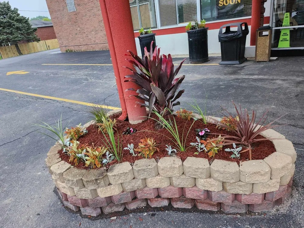 Trusted lawn mowing service experts serving Westmont, IL - Martinez Green Life Landscaping