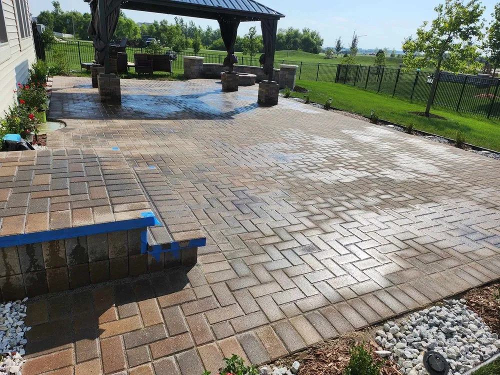 Top-rated residential landscaping experts serving Westmont, IL - Martinez Green Life Landscaping