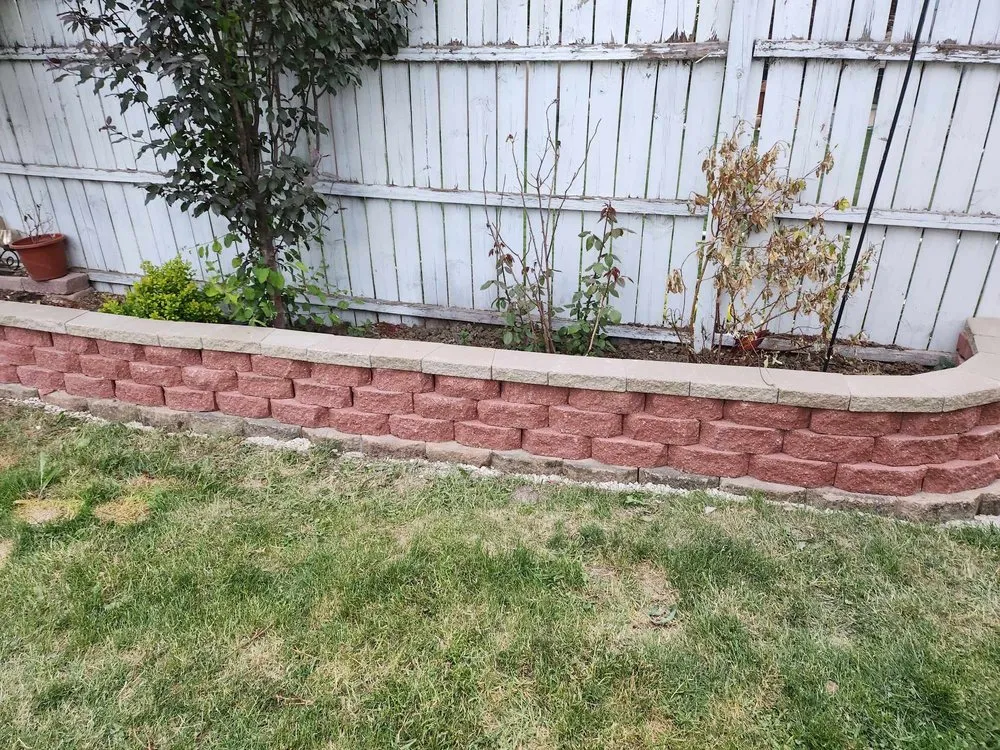 Reliable residential landscaping with custom design in Westmont, IL by Martinez Green Life Landscaping