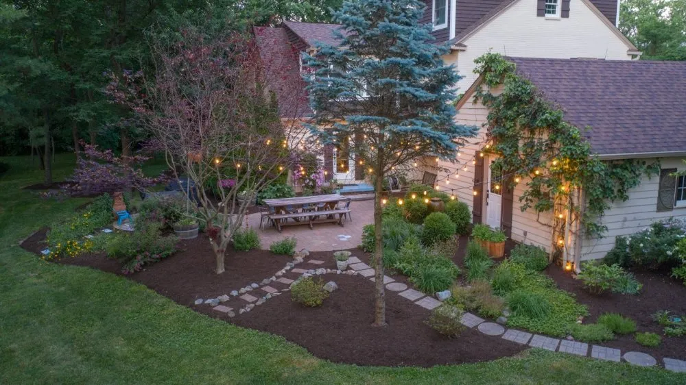 Affordable yard cleanup service in Frankfort, IN by Martinez Land Art Services