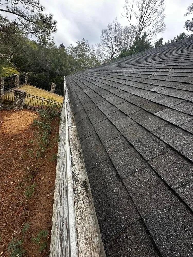 Local garden landscaping in Clanton, AL by Martinez Landcare & Maintenance