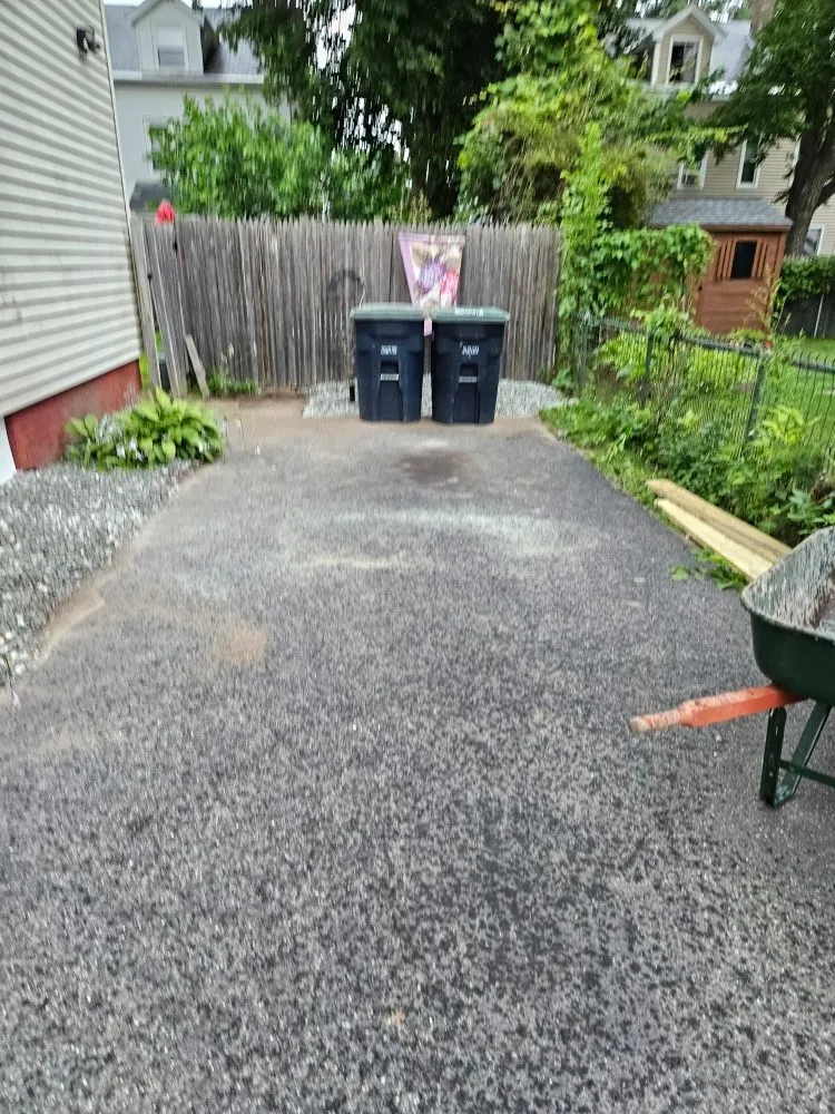 Trusted lawn care service in Easthampton, MA - Martinez Landscape