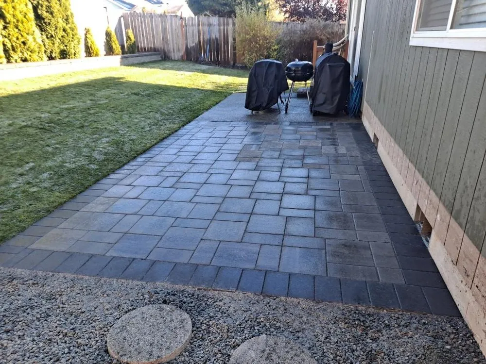 Expert lawn mowing service in Kerman, CA - Martinez landscape services