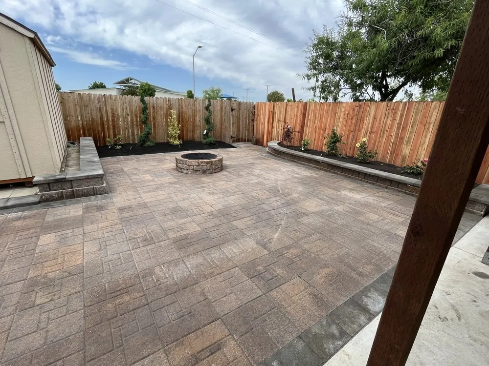 Trusted residential landscaping for outdoor upgrades across Kerman, CA - Martinez landscape services