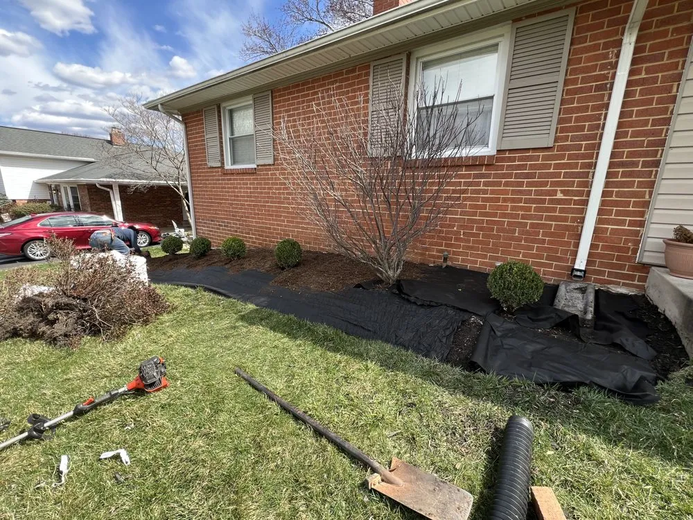 Custom outdoor landscaping experts serving North Brentwood, MD - Martinez Landscape Services
