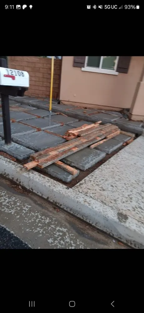 Custom residential landscaping in Anaheim, CA by Martinez Landscaping