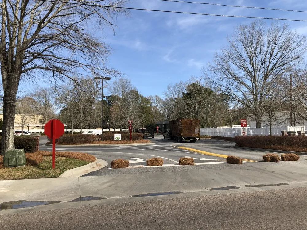 Expert landscape design experts serving Summerville, SC - Martinez Landscaping and Pine Straw Service