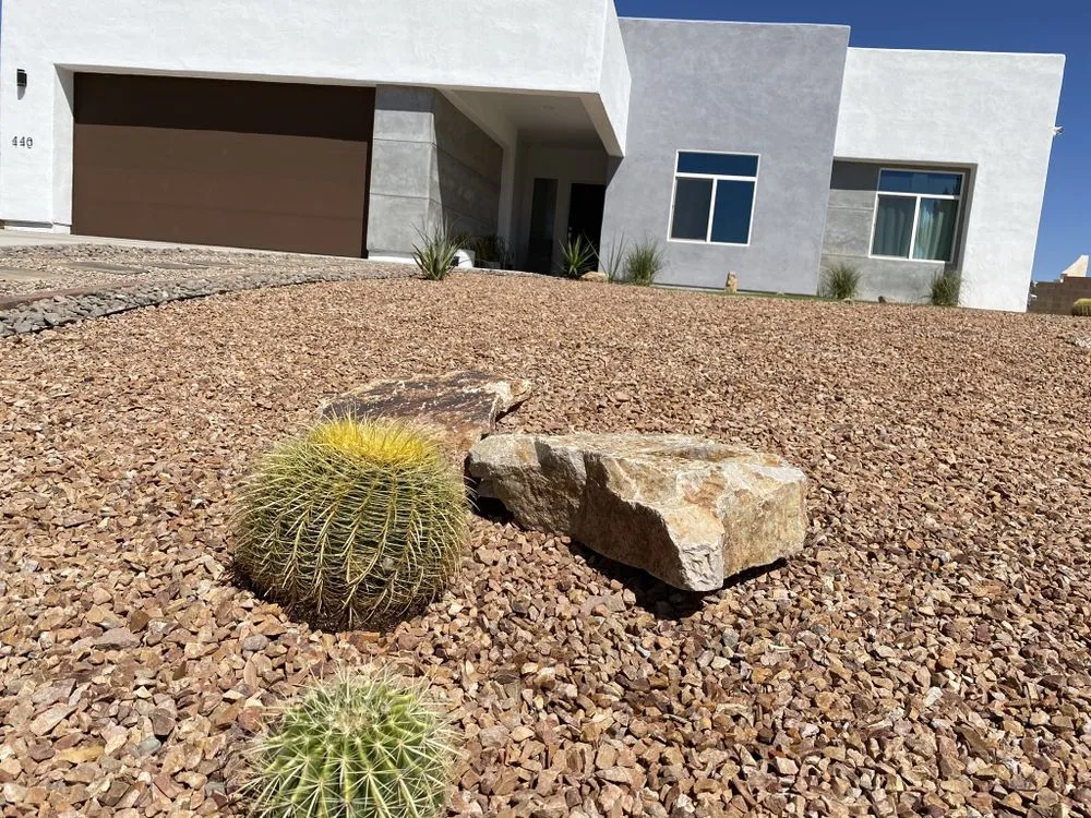 Trusted yard cleanup service with custom design across Rio Rico, AZ - Martinez Landscaping Designer