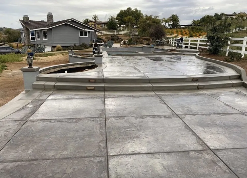 Trusted lawn care service in Lawndale, CA - Martinez Landscaping