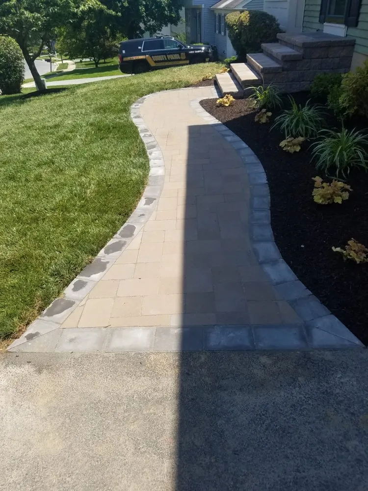 Reliable yard cleanup service in New Castle, DE - Martinez Landscaping