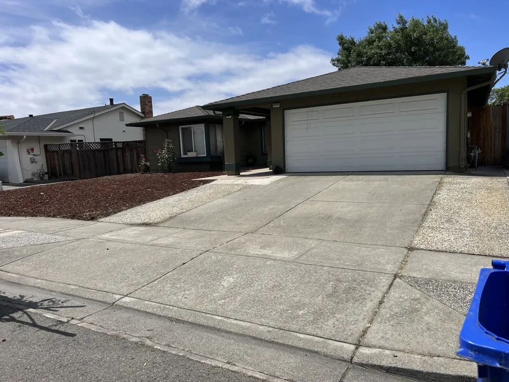 Expert outdoor landscaping in Newark, CA - Martinez Landscaping