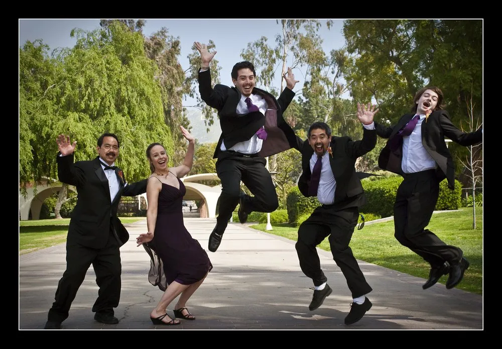 Custom lawn mowing service for residential properties in Pittsburg, CA by Martinez Landscaping