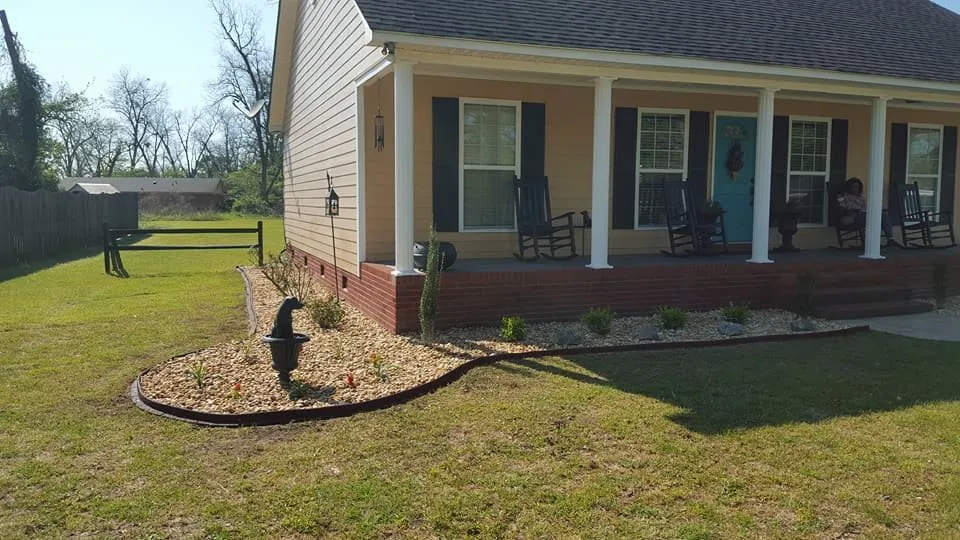 Expert lawn care service with custom design in Albany, GA by Martinez Landscaping Services