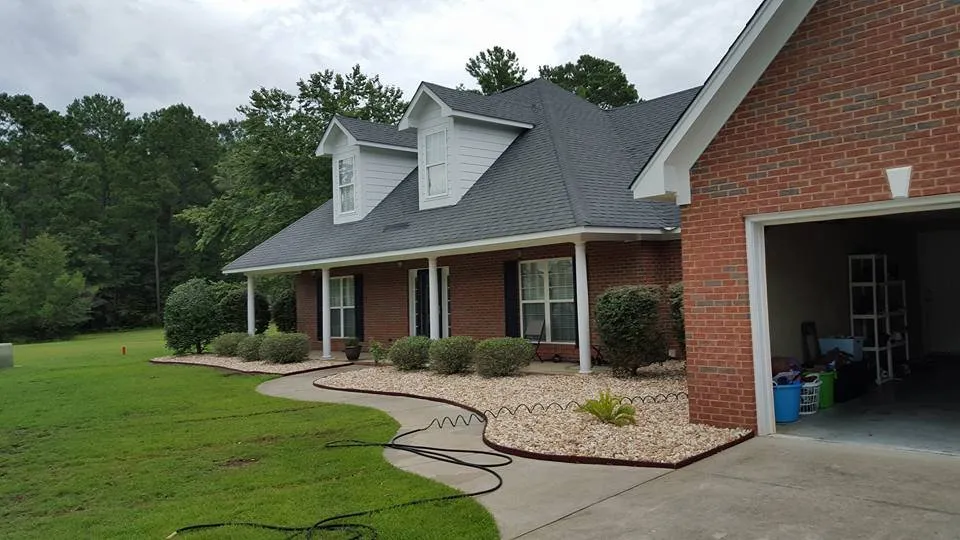 Local garden landscaping experts serving Albany, GA - Martinez Landscaping Services