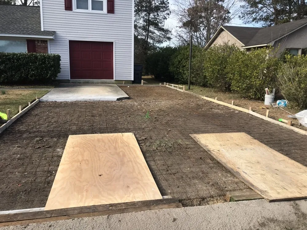 Expert landscape design for beautiful yards in Summerville, SC by Martinez Landscaping