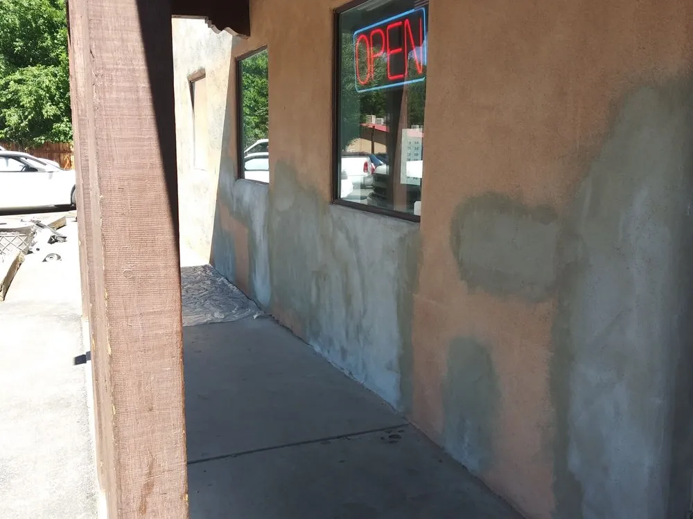 Custom yard cleanup service experts serving Albuquerque, NM - Martinez Landscaping Yard And Maintenance