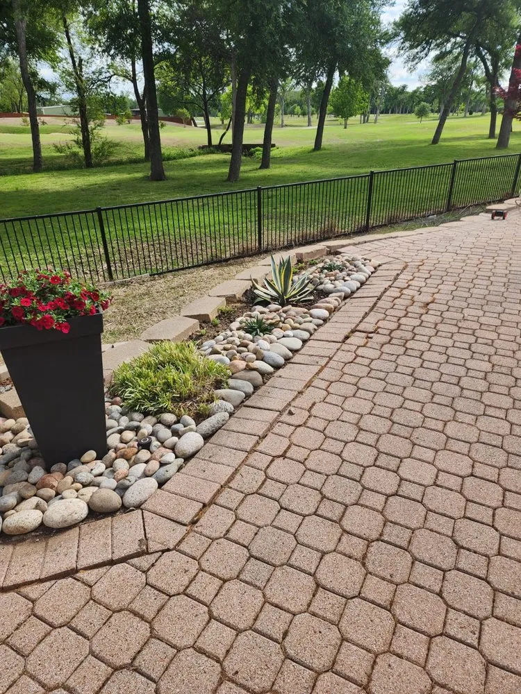 Reliable outdoor landscaping for outdoor upgrades in Edgewood, TX by Martinez Lawn Services