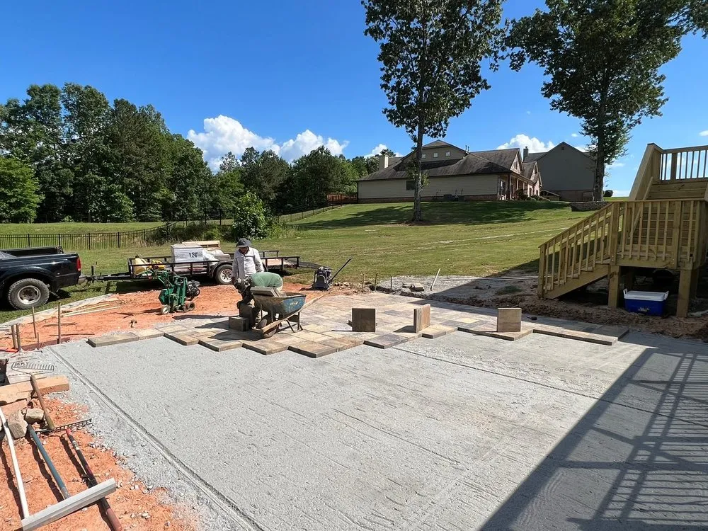 Local residential landscaping in Sunny Side, GA by Martinez Lawn Services