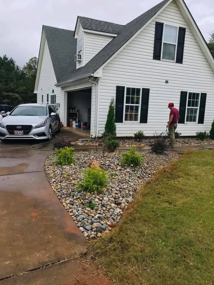 Trusted yard maintenance experts serving Sunny Side, GA - Martinez Lawn Services