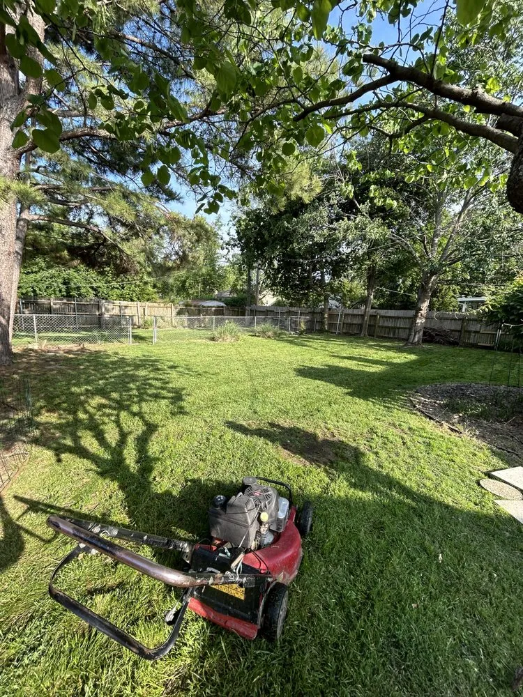 Custom outdoor landscaping in Tulsa, OK by Martinez Lawnscape