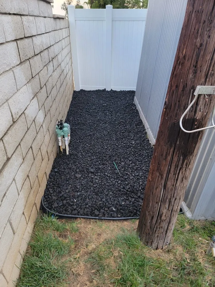 Reliable lawn care service in Fontana, CA - Martinez Services