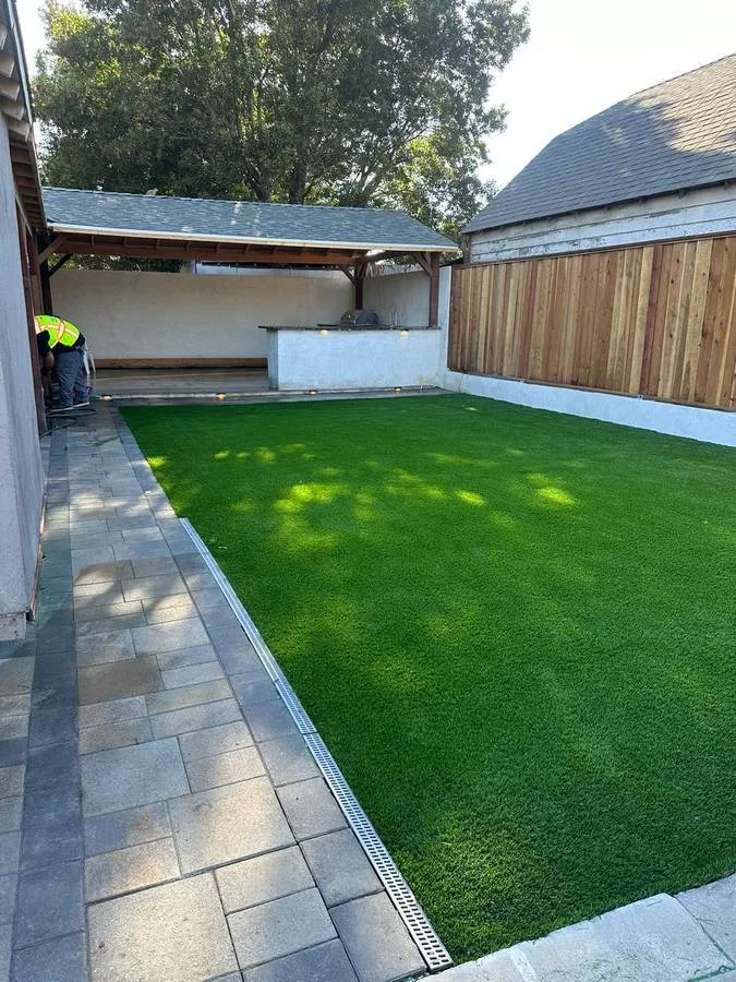 Top-rated garden landscaping experts serving Tracy, CA - Martinez's Landscape and Concrete