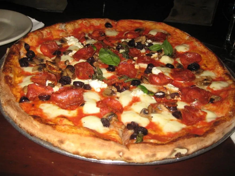 Reliable garden landscaping for residential properties across Bakersfield, CA - Martins Landscape Maintenance