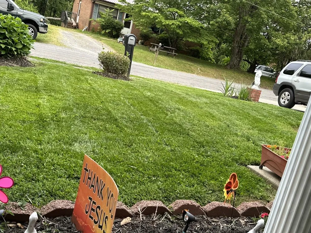 Expert landscaping services in Mount Airy, NC - Martins Landscaping & Outdoor Services