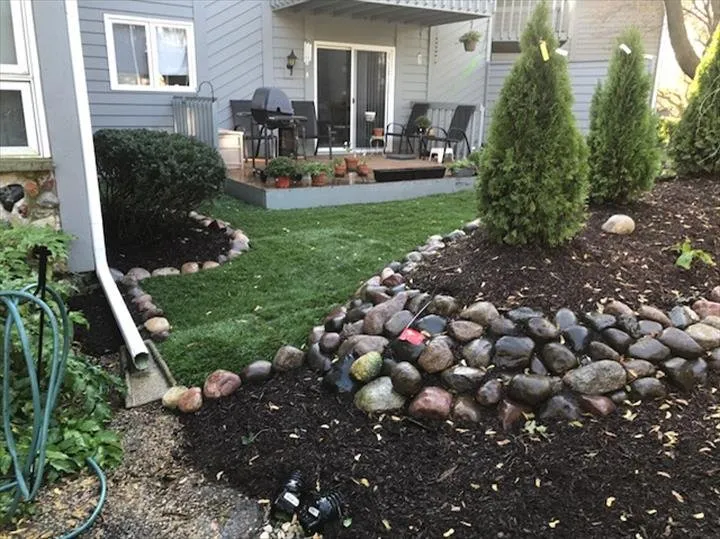 Custom garden landscaping for homes in Milwaukee, WI by Martin's Landscaping