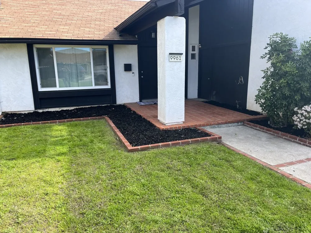 Top-rated yard maintenance with custom design across Chula Vista, CA - Martin's Lawn Care