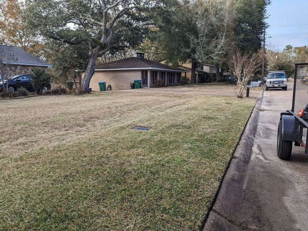 Affordable yard maintenance in Ocean Springs, MS - Martin's Mow And Maintenance