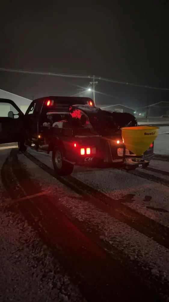 Affordable landscaping services in Mount Carmel, IL by Martin’s Mowing