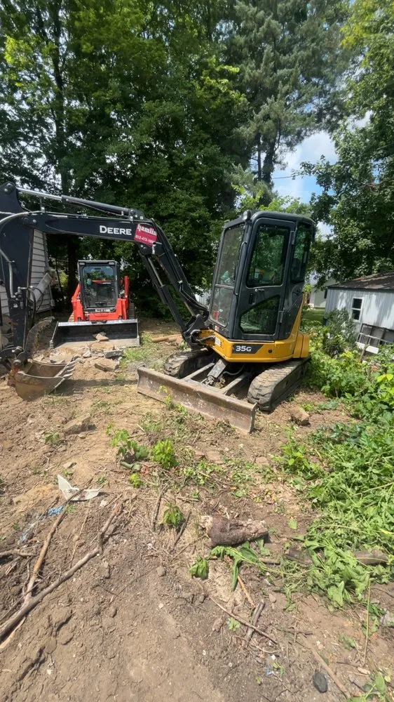 Reliable landscape installation for residential properties in Mount Carmel, IL by Martin’s Mowing