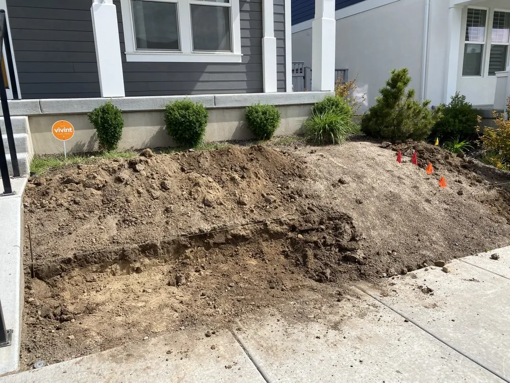 Custom garden landscaping in West Jordan, UT by Martínez Landscaping & Snow Removal