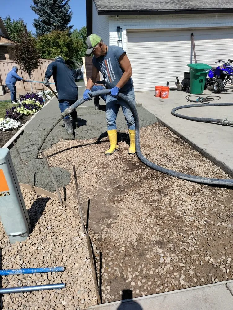 Reliable lawn care service in West Jordan, UT by Martínez Landscaping & Snow Removal