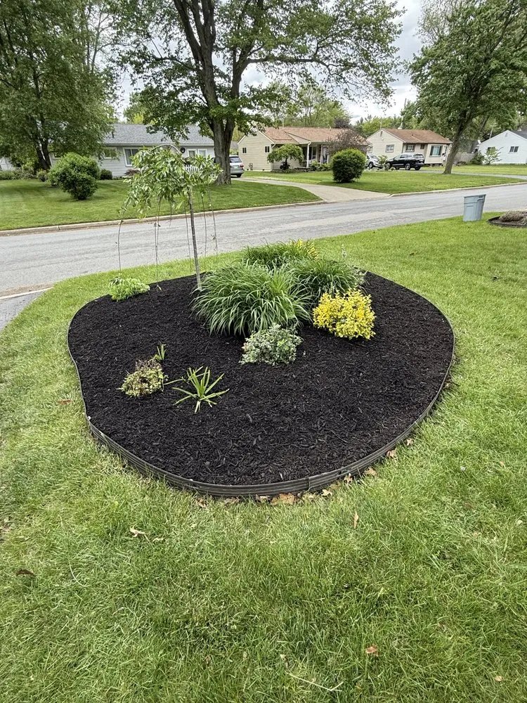 Custom yard cleanup service for homes in Palmyra, MI by Martolocks Landscaping