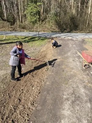 Marty Lawncare & Landscaping Crew
