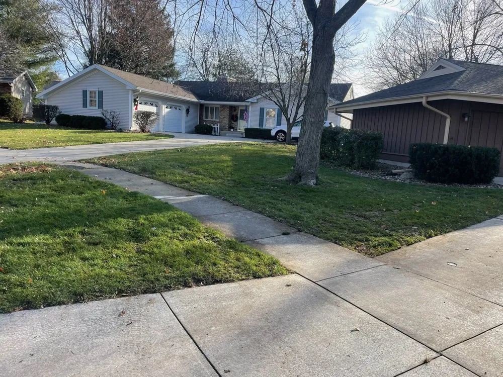 Custom lawn mowing service in Bloomington, IL - Marvel Bros Lawncare