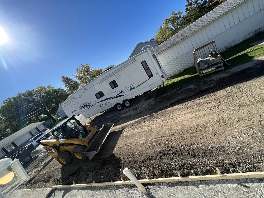 Top-rated landscaping services in Bloomington, IL by Marvel Bros Lawncare