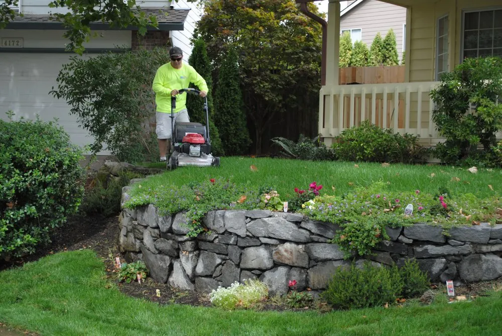 Top-rated yard maintenance experts serving Beaverton, OR - Marvel Landscaping Maintenance & Junk Removal