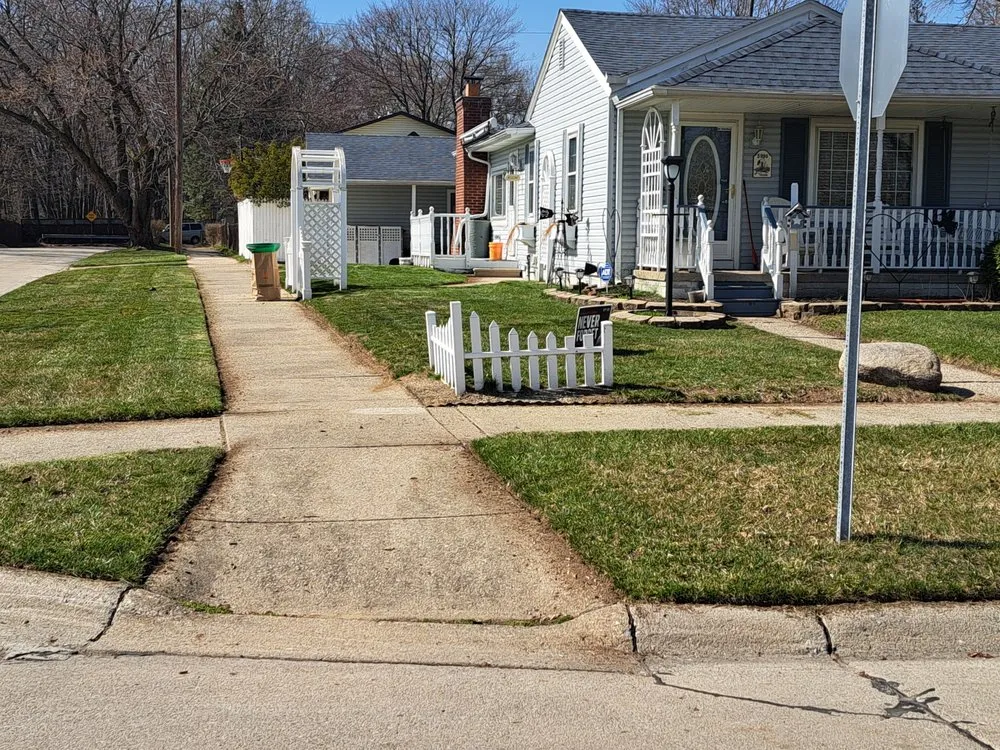 Affordable landscape design for residential properties across Dearborn Heights, MI - Marvelous Kutz