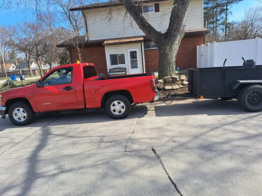 Expert lawn mowing service in Dearborn Heights, MI - Marvelous Kutz