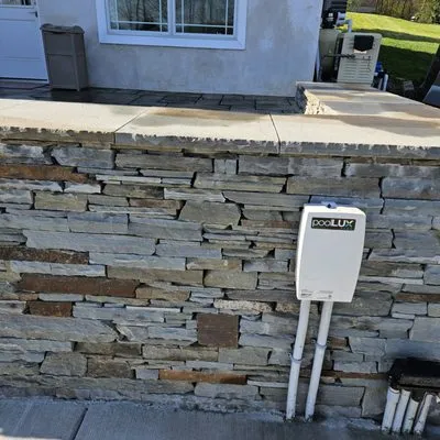 Marvelous Meadows Care & Cuts Logo