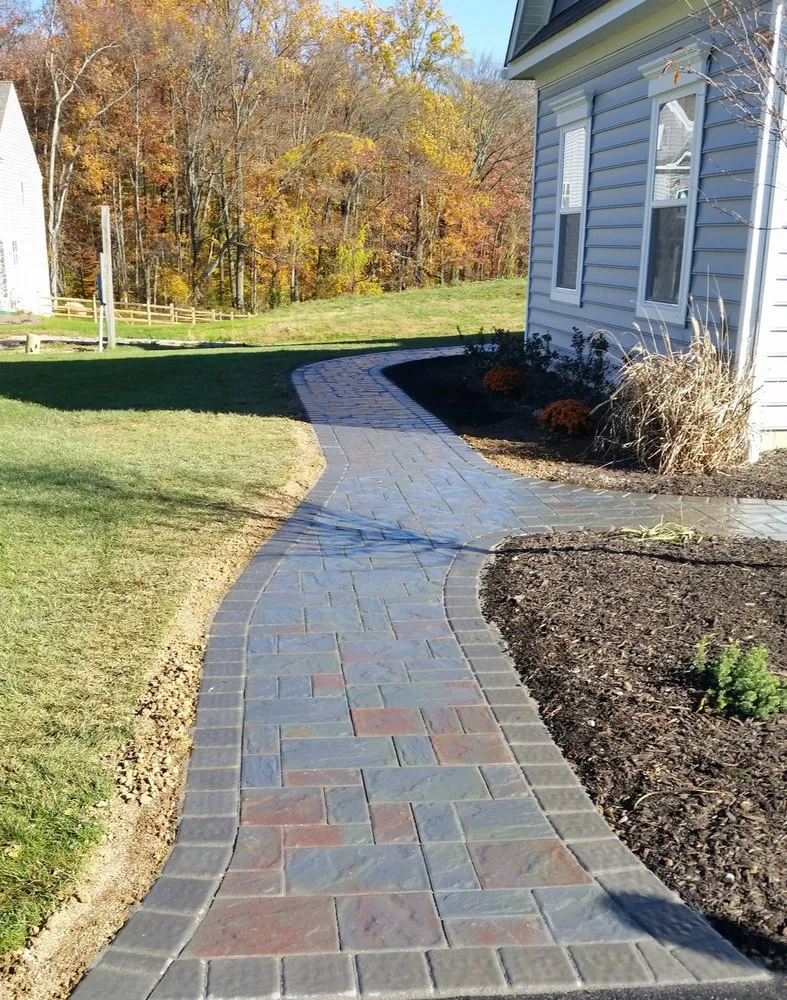 Custom lawn mowing service near you across Oxford, PA - Marvel's Landscaping