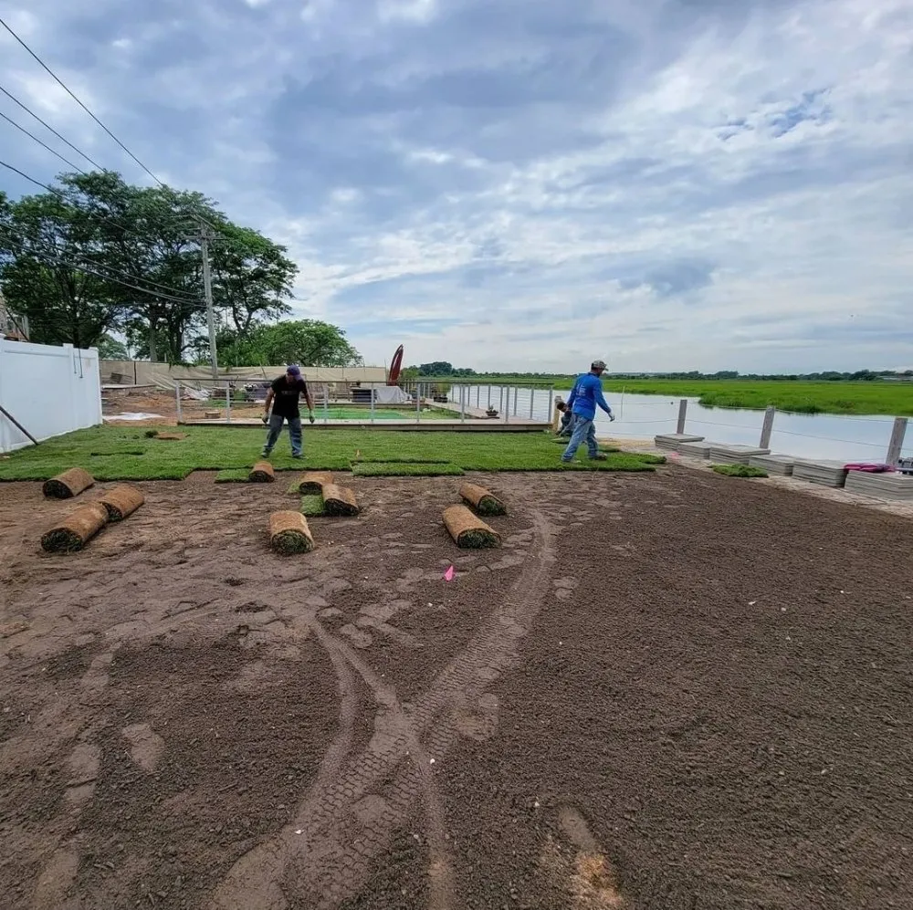 Affordable lawn care service near you in Inwood, NY by Marvin Garcia Landscaping Corp