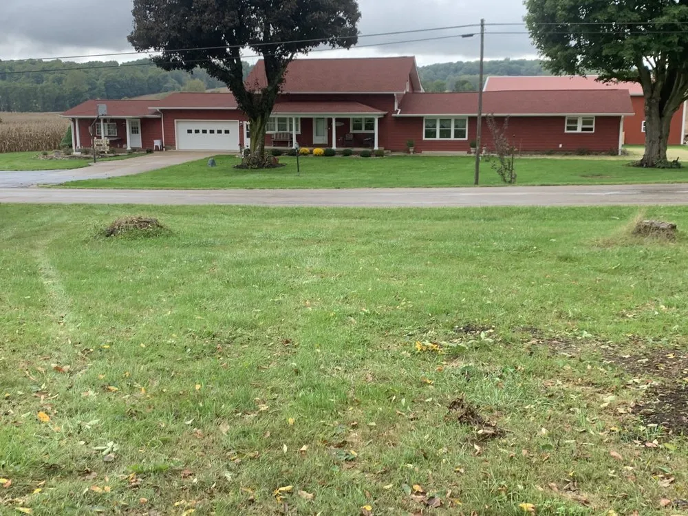 Custom yard maintenance near you in Newark, OH by Marvins Gardens Landscaping