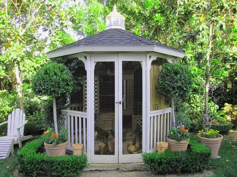 Top-rated landscaping services in Glendale, CA by Mary Cardea Landscaping