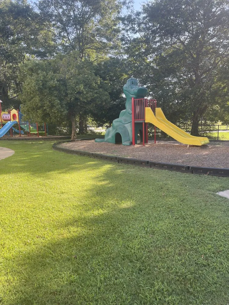 Reliable outdoor landscaping for outdoor upgrades in Riverdale, GA by Mary Houston Landscaping Services